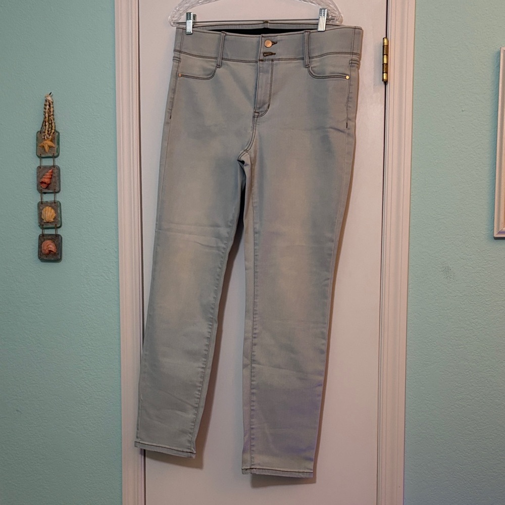 Nine West slimming jeans